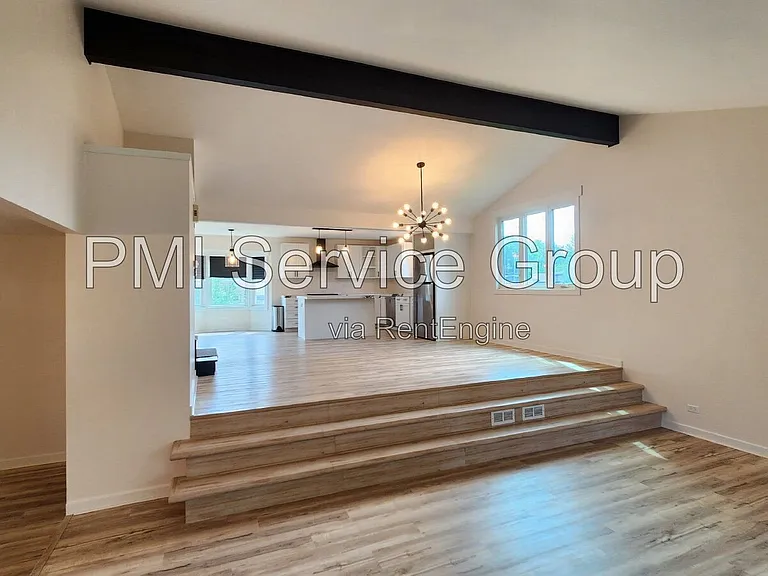 7749 Lyman Ave — Photo 4