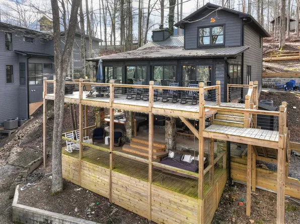 59 Chiefs Ln, Blue Ridge, GA 30513