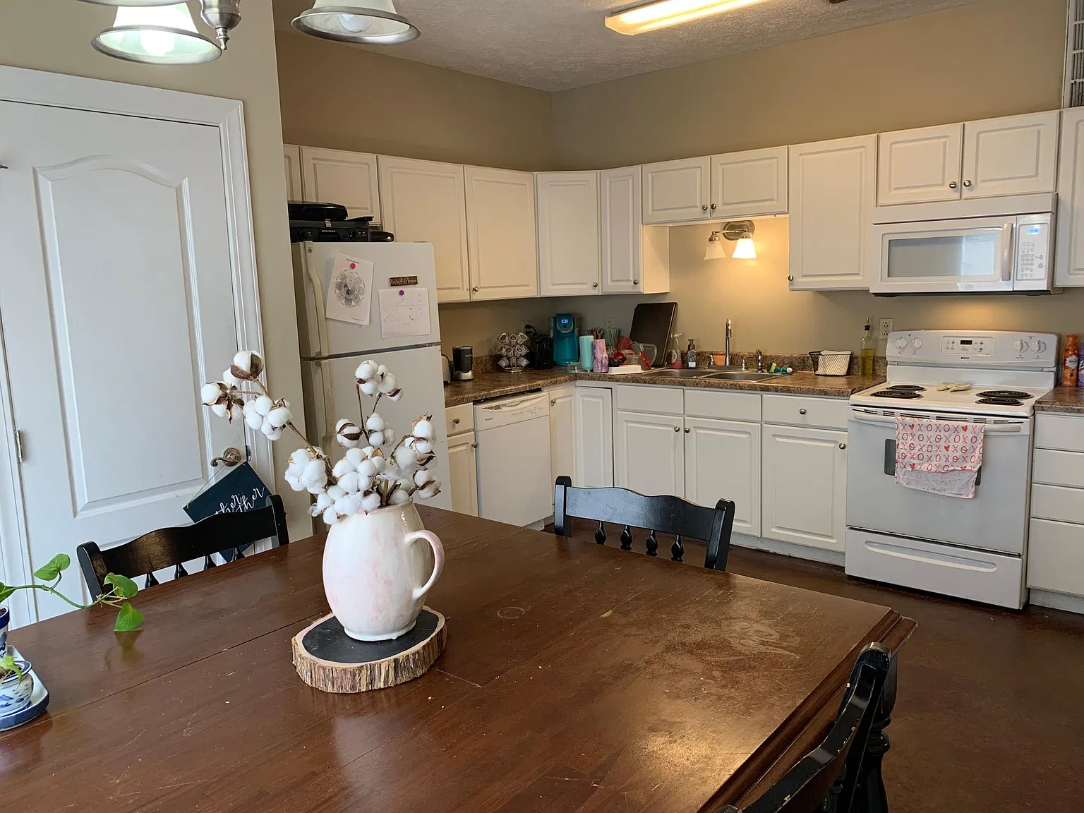 3 bed, 1549 sqft, $1,680 — Photo 3