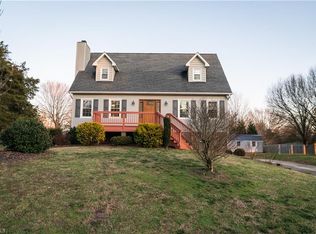 5805 Zinzendorf Rd, Winston Salem, NC 27127