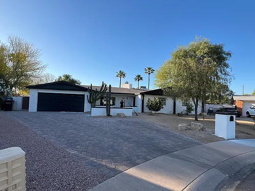 4414 N 87th Pl Photo 1