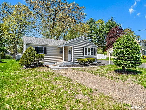 2nd image of 27 Highland Road