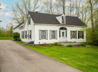 558 Gardiner Rd, Dresden, ME 04342