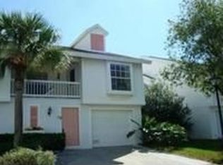 189 Sun Isle Cir, Treasure Island, FL 33706