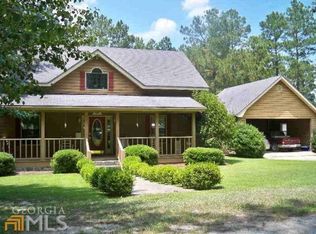 11 Stover White Dr, Helena, GA 31037