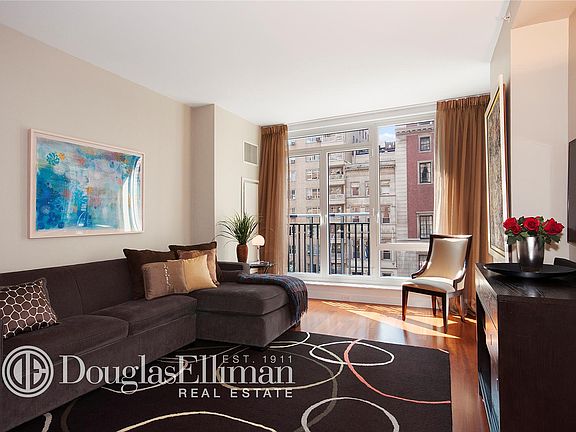 4th image of 45 Park Ave APT 403
