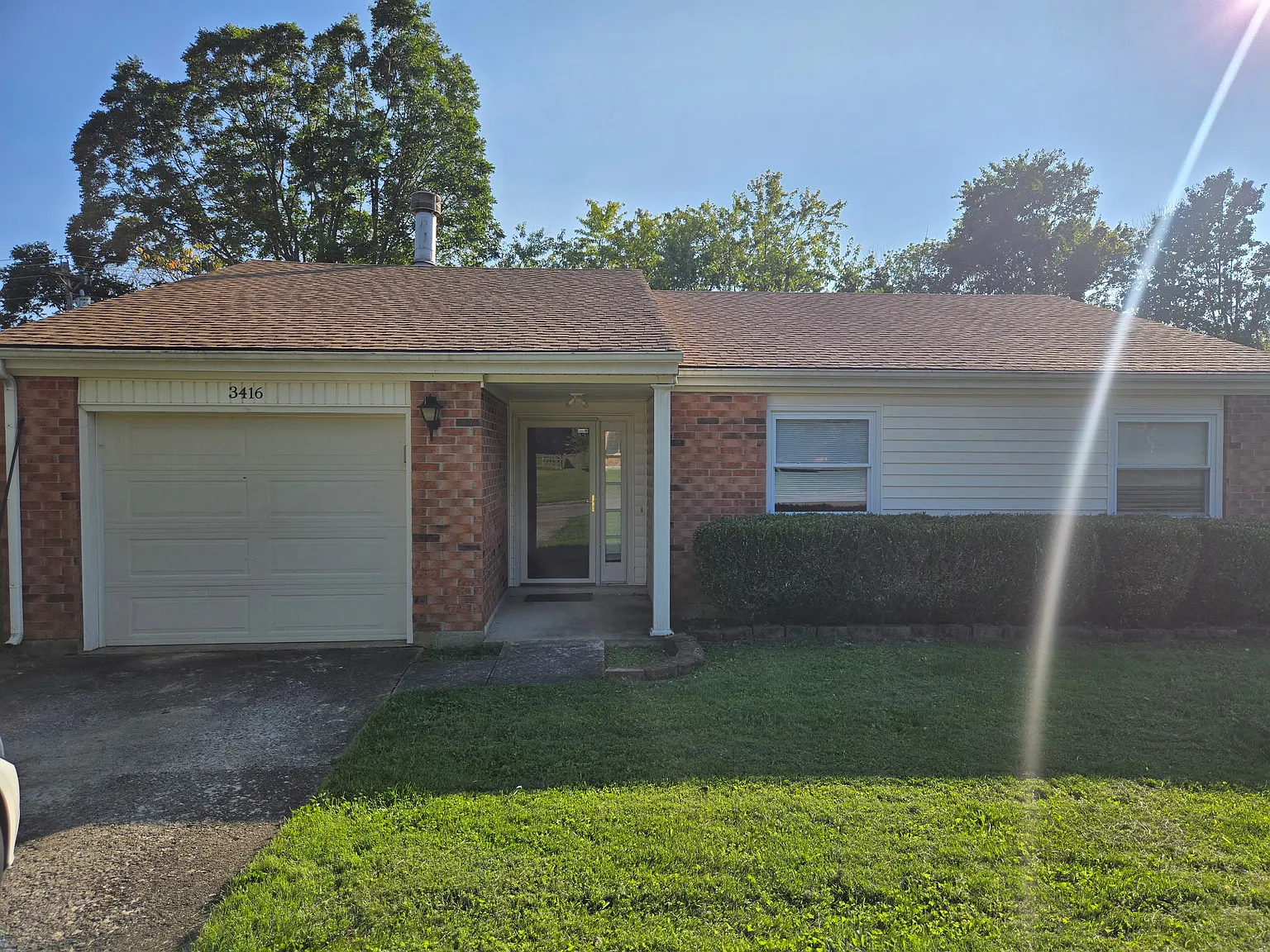 3416 Featherston Dr — Photo 4