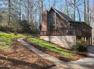 930 Meadowood Dr NE, Lenoir, NC 28645