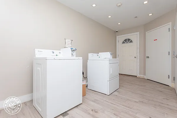Rented by MySpaceNYC | media 13