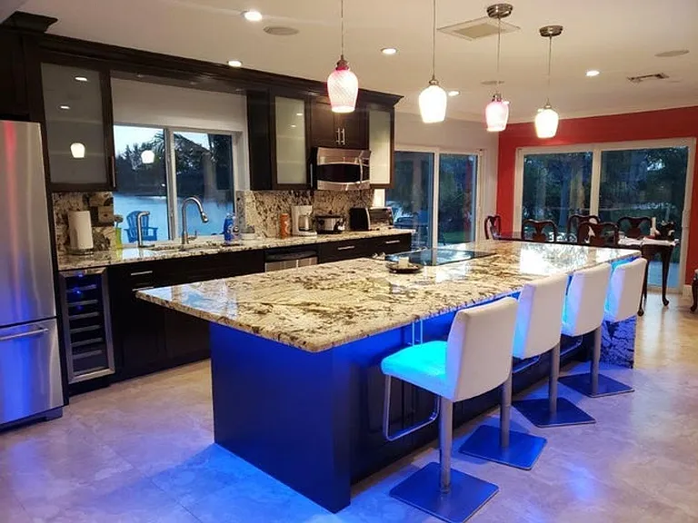 801 NW 49th Way — Photo 3
