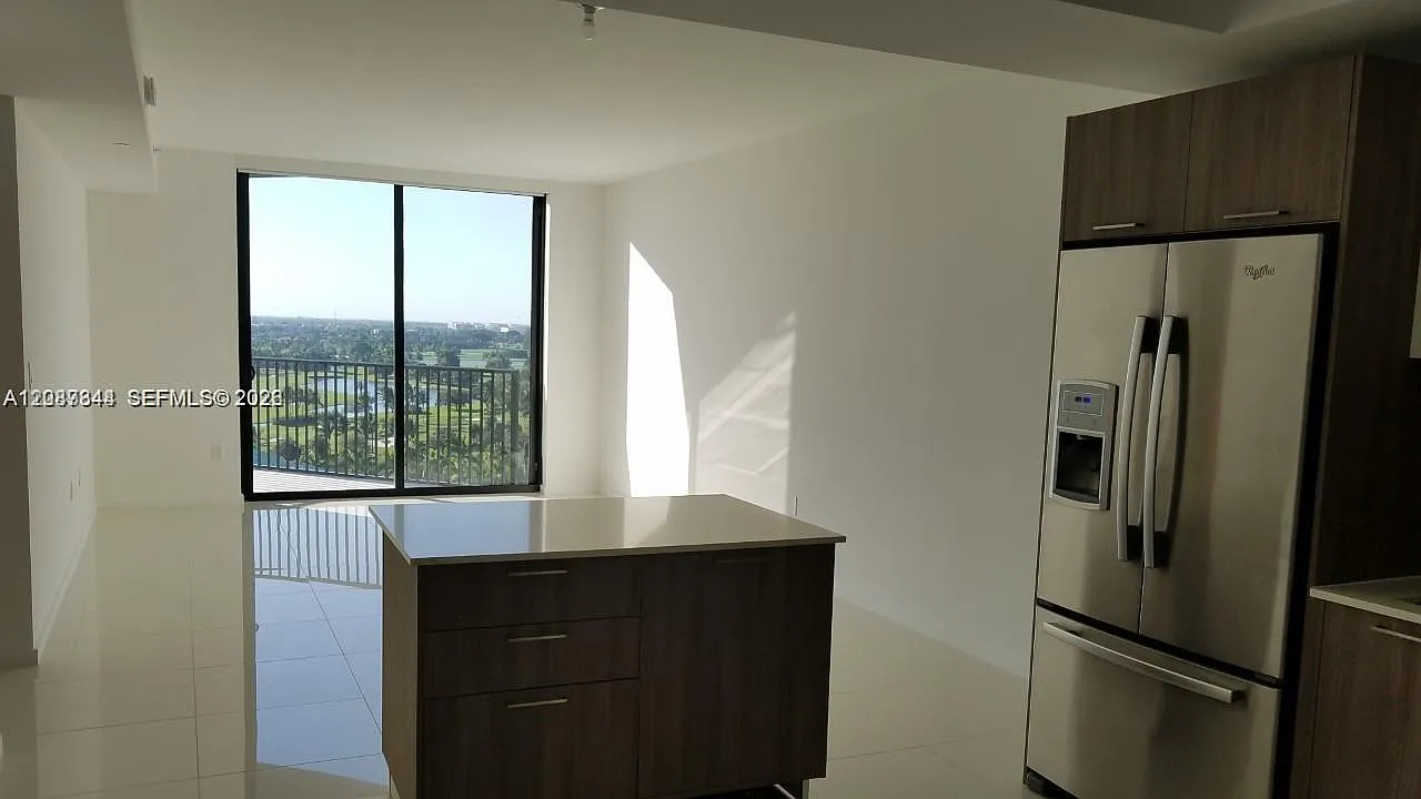 5300 Paseo Blvd — Photo 4