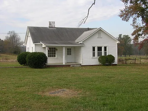 1600 Concord Farms Rd Photo 1