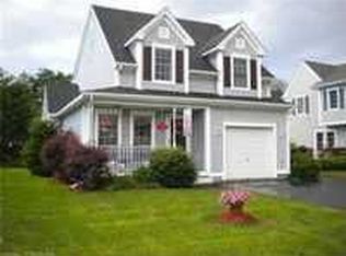 15 Olde Village Cir, Wallingford, CT 06492