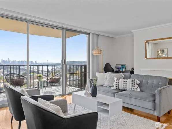 4540 8th Avenue NE #1106, Seattle, WA 98105