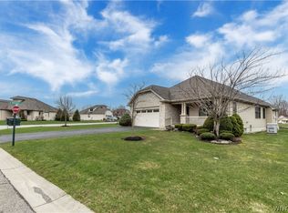 2 Lakeside Cir, Elma, NY 14059