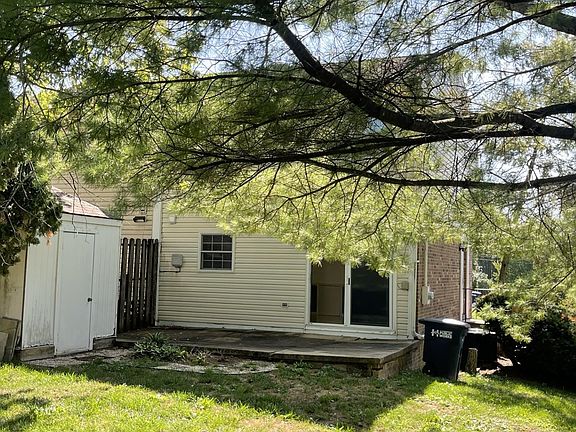 5th image of 1375 Northampton Ct