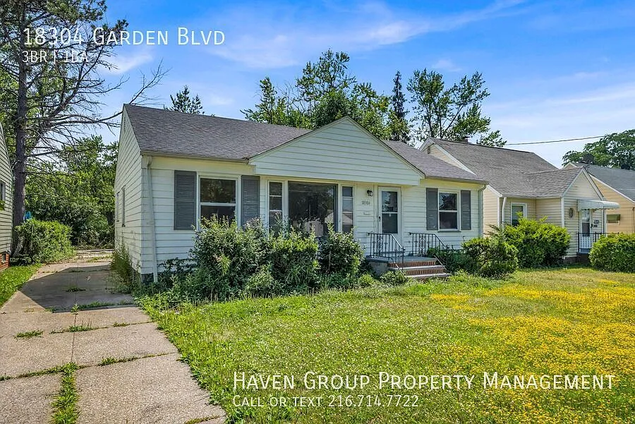 18304 Garden Blvd., Warrensville Heights, OH 44128- Spacious 3-bed 1-bath single-family home! — Photo 2