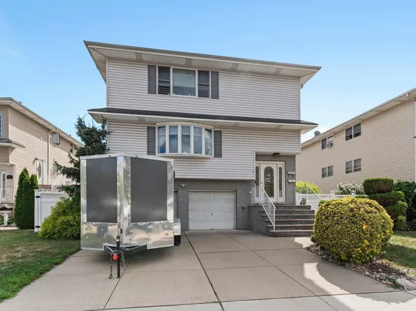 17 Acorn Drive image 2 of 45