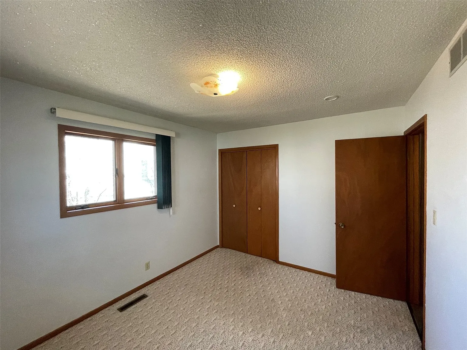 2 bed, 832 sqft, $1,000 — Photo 4