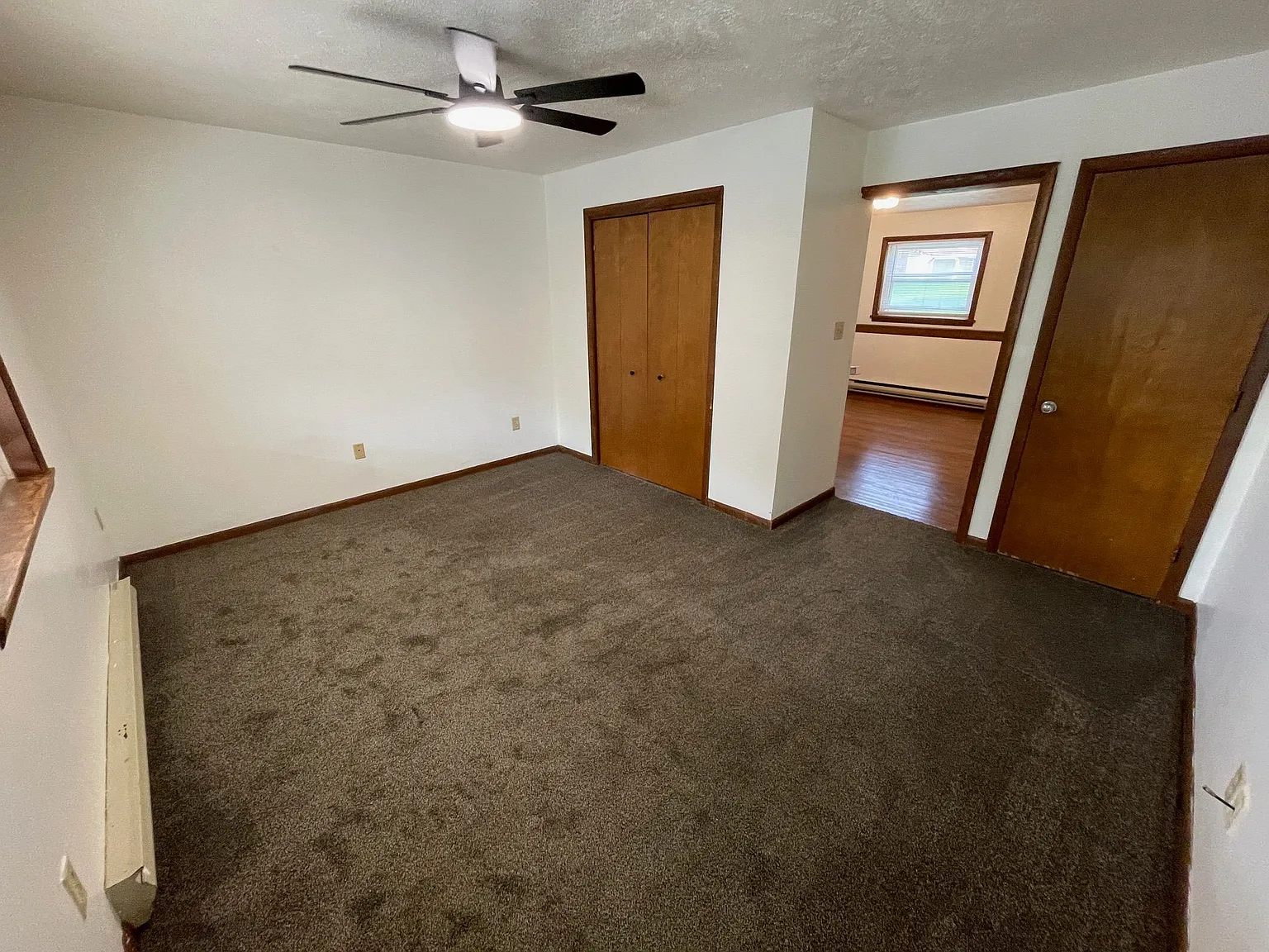 2 bed, 1.0 bath, 750 sqft, $900 — Photo 3