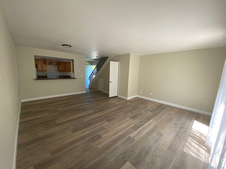 1st image of 230 Bendorf Dr APT 2