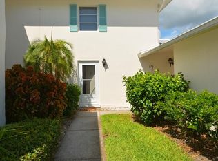 3245 40th Way S APT B, Saint Petersburg, FL 33711