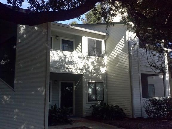 entry (640x480)