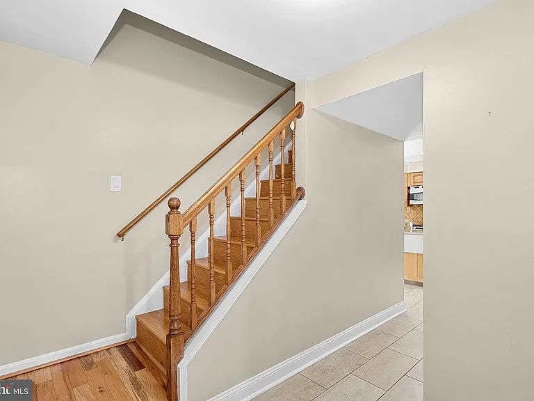 5405 Hampton Forest Way — Photo 3