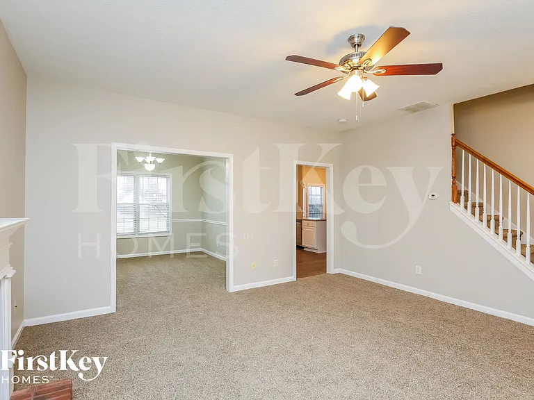 6217 Turnberry Ln — Photo 5