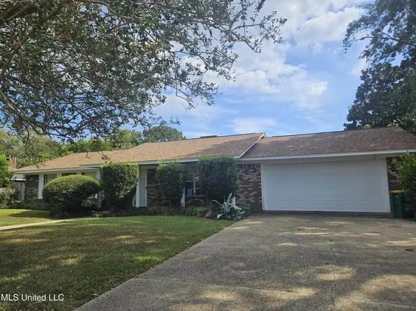 126 Reservation Dr, Gulfport, MS 39503
