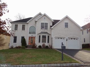 204 River Crest Dr, Phoenixville, PA 19460