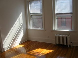 19 Phillips St #6, Boston, MA 02114