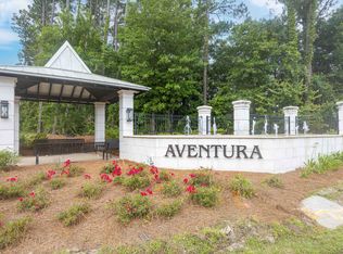 394 Haise Ln, Gulf Shores, AL 36542