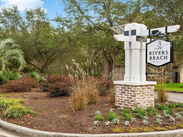 240 Castle Hill Dr, Yemassee, SC 29945