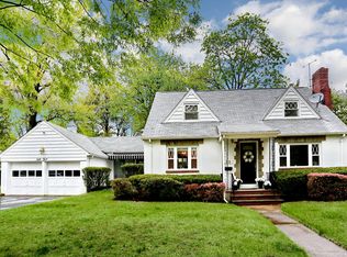 53 Heathcote Rd, Glen Rock, NJ 07452