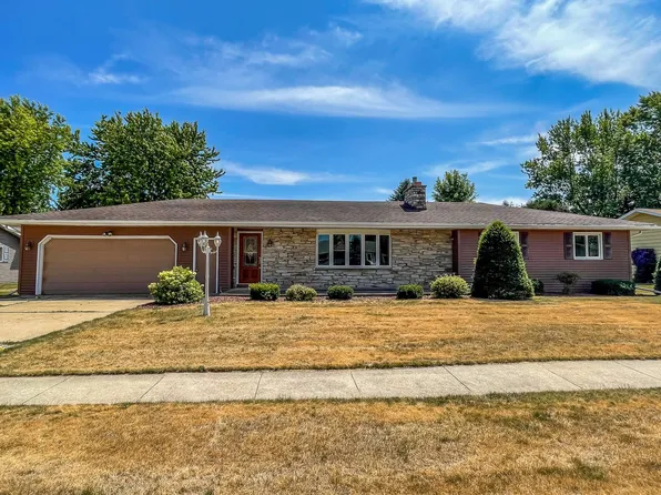 717 Claggett Ave, Waupun, WI 53963