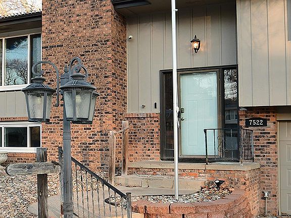 3rd image of 7522 Washington St