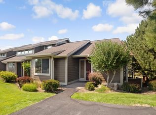 10596 Village Loop, Redmond, OR 97756