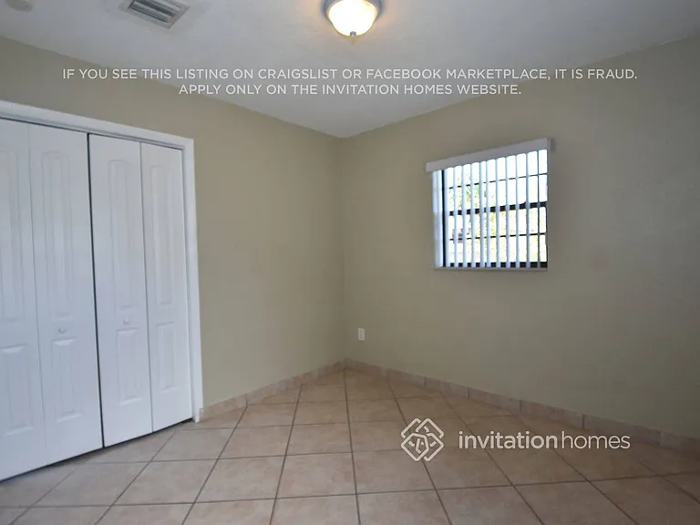4511 SW 102nd Pl — Photo 6