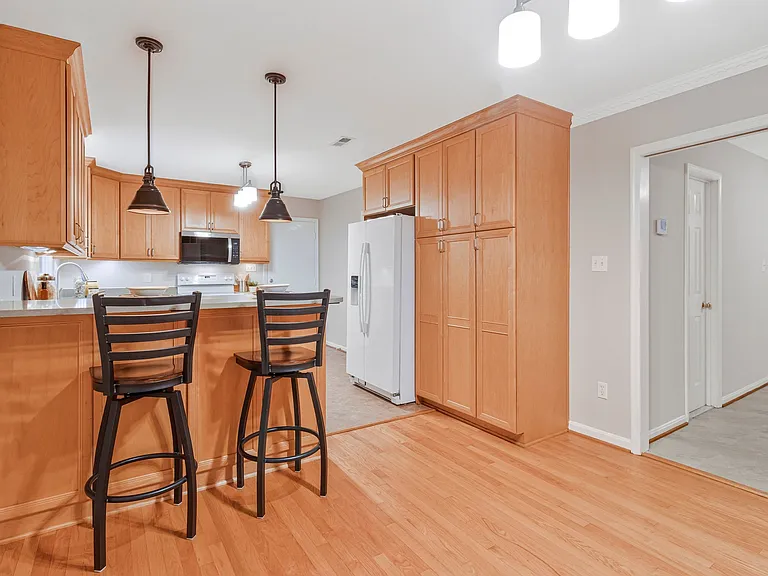 4329 Mount Vernon Memorial Hwy — Photo 15