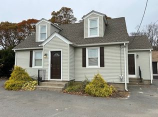 2001 Plainfield Pike, Johnston, RI 02919