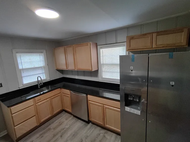 111 Harvard Dr — Photo 12
