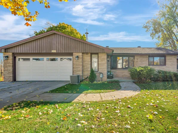 212 Main St, Deseronto, ON K0K 1X0