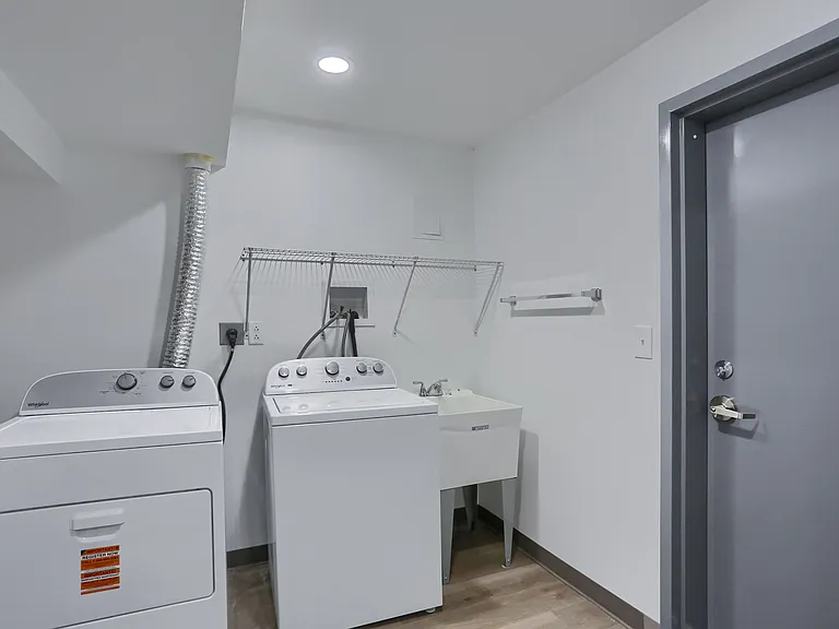 124 Kathleen Dr #3 — Photo 26