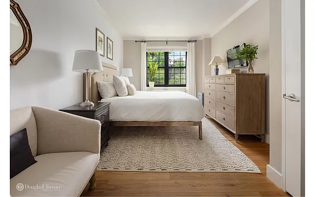 Sold by Douglas Elliman | media 10