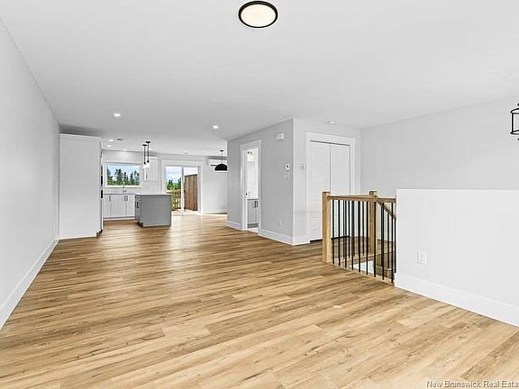 5th image of 479 Maplehurst Dr #473