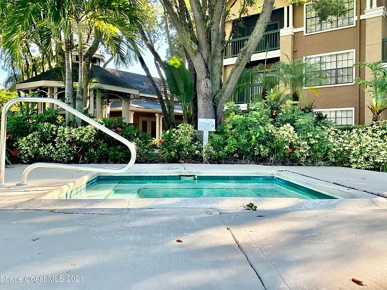 7667 N Wickham Rd #317 — Photo 12