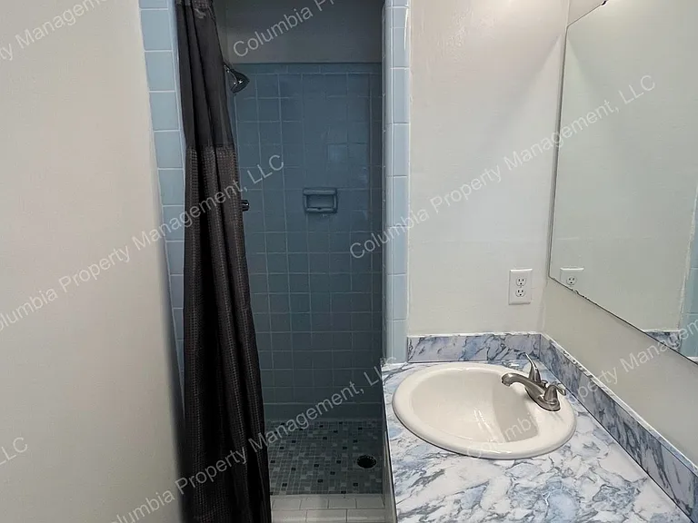 306 Lloydwood Dr — Photo 5
