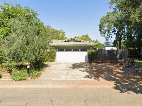 1952 Cirrus St, Redding, CA 96002