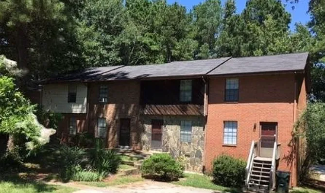 490 S Jeff Davis Dr #C
